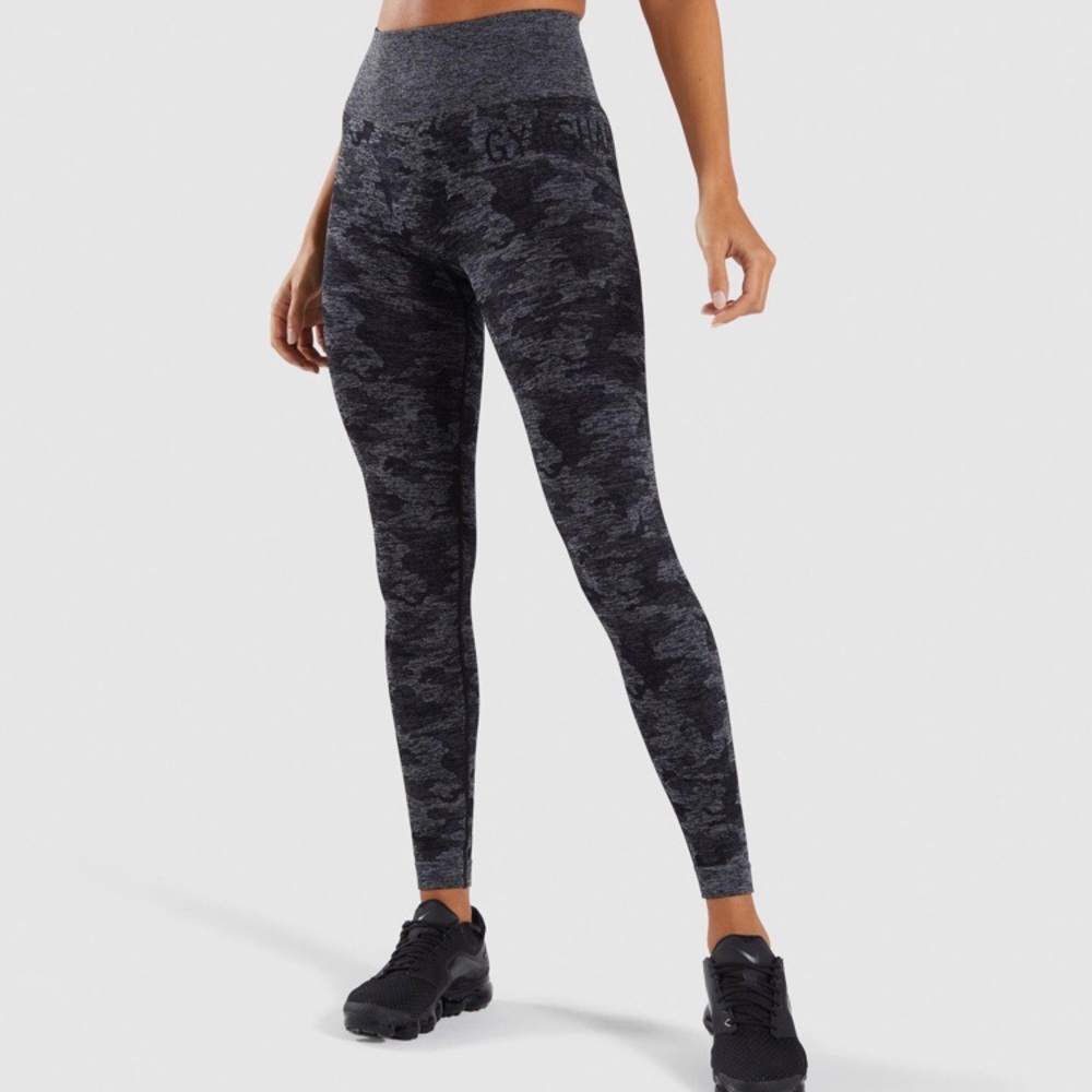 COPY - Gymshark Camo Leggings